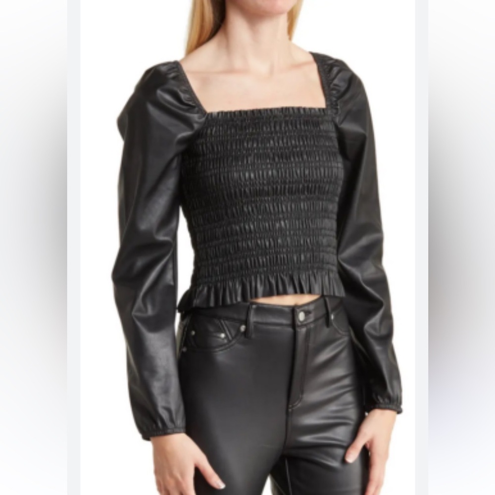 Avec Les Filles Faux Leather Smocked Top Size‎ Medium Black